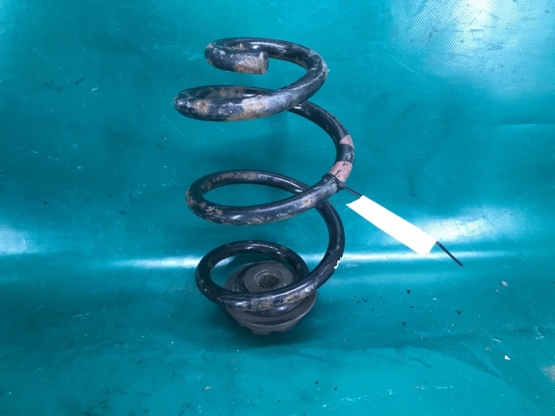 Пружина задней подвески NISSAN JUKE 10-19 2013 1.6 MR16DDT 550203YV1B Б/У