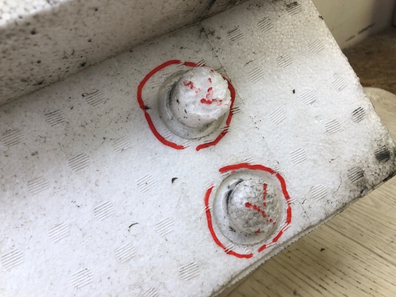 Наполнитель бампера задний FX S50 03-08