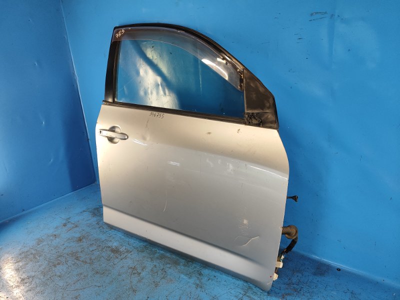 Дверь передняя правая RAV4 05-12 Дверь передняя правая RAV4 05-12