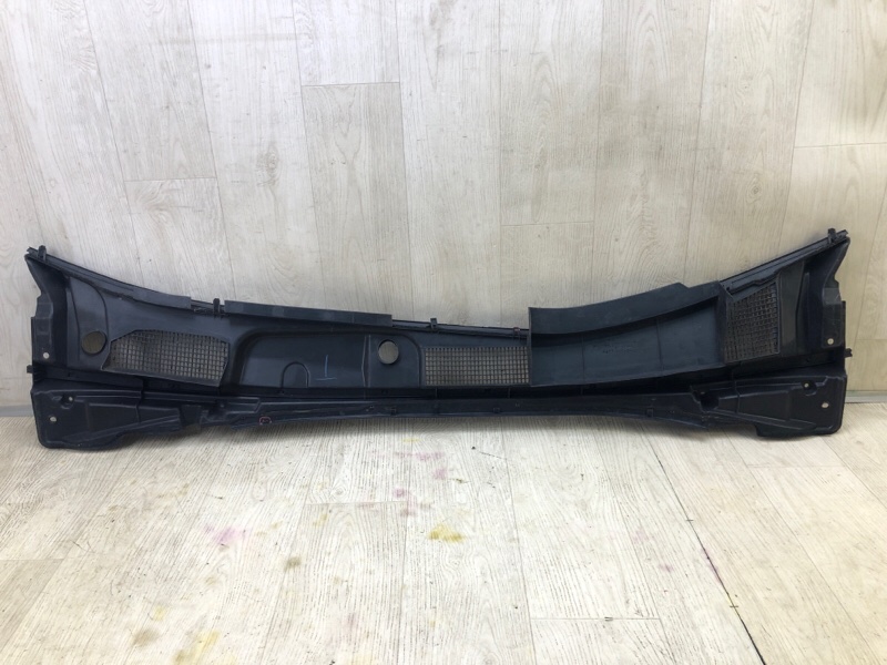 Пластик под лобовое стекло / Жабо ES350 06-12 2006 3.5 2GR-FE Пластик под лобовое стекло / Жабо ES350 06-12 2006 3.5 2GR-FE