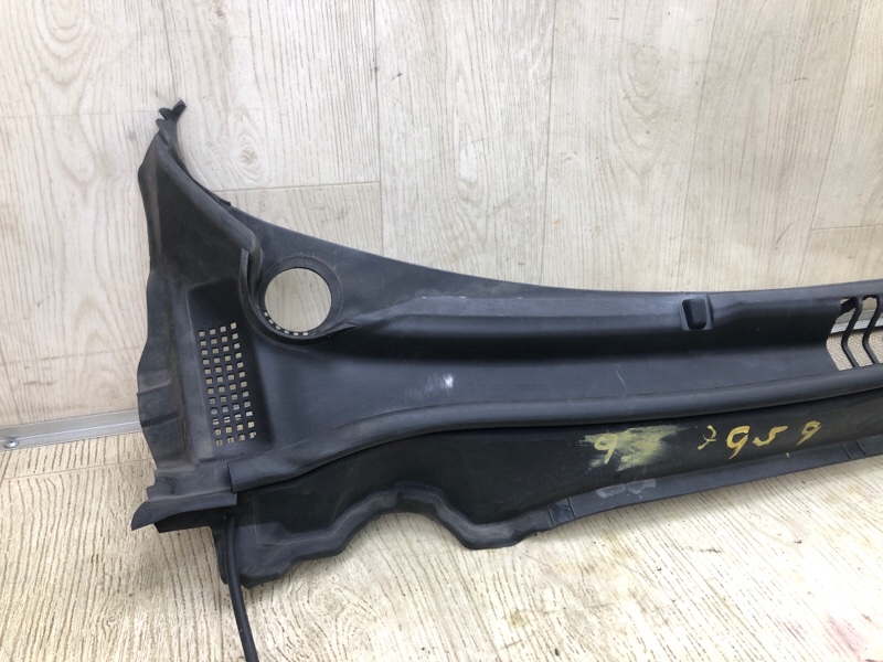 Пластик под лобовое стекло / Жабо FUSION 14- 2014 C25HDEX