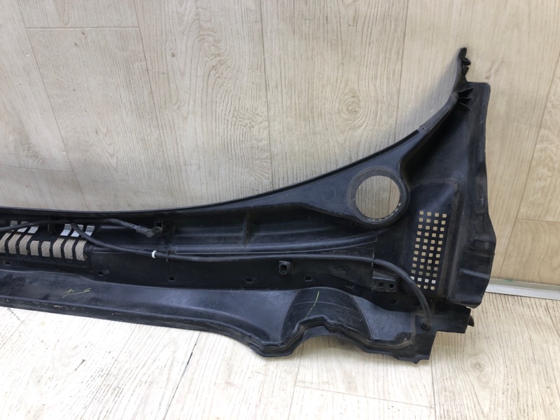 Пластик под лобовое стекло / Жабо FUSION 14- 2014 C25HDEX