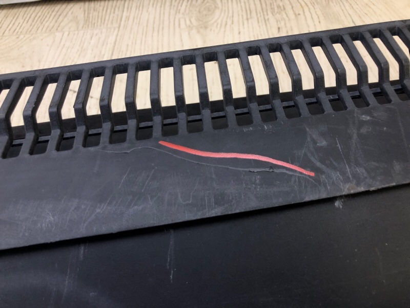 Пластик под лобовое стекло / Жабо JOURNEY 08-20 2008 3.5 EGF Пластик под лобовое стекло / Жабо JOURNEY 08-20 2008 3.5 EGF