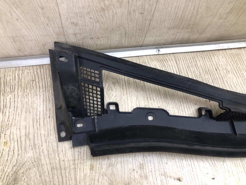 Пластик под лобовое стекло / Жабо SENTRA B17 12-21 2015 B17 1.8 MRA8DE