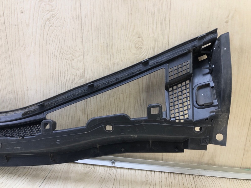 Пластик под лобовое стекло / Жабо SENTRA B17 12-21 2015 B17 1.8 MRA8DE