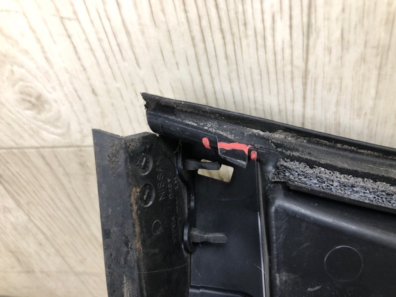 Пластик под лобовое стекло / Жабо SENTRA B17 12-21 2015 B17 1.8 MRA8DE