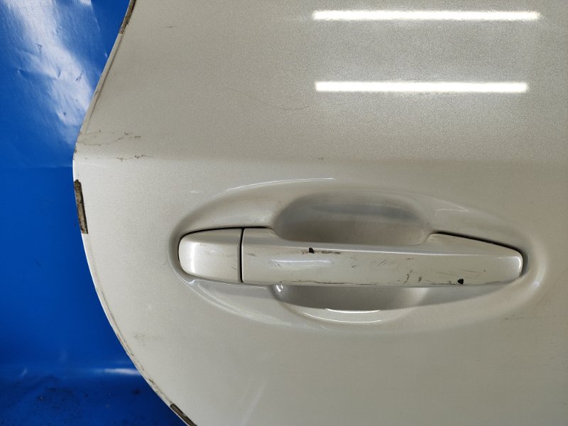 Дверь задняя правая PRIUS PLUS 11-14