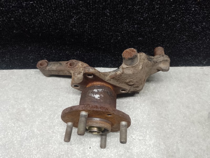 Ступица задняя левая MAZDA 323 BA 94-97