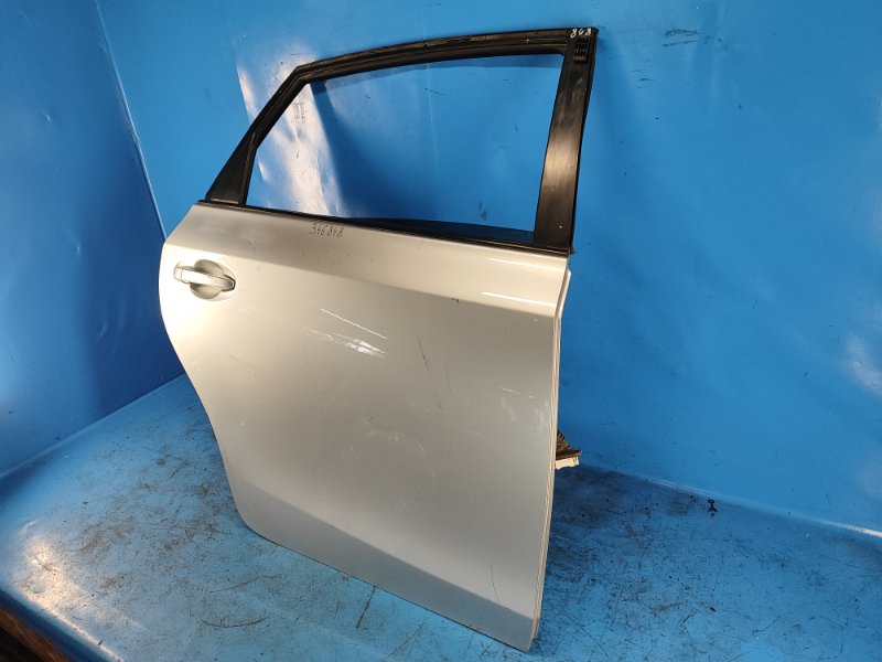 Дверь задняя правая PRIUS PLUS 11-14