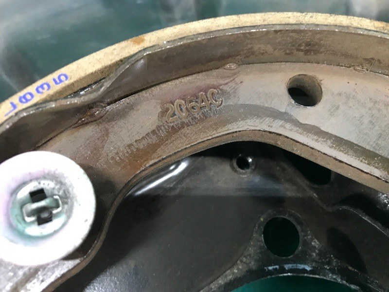 Тормозной механизм правый ACURA MDX (YD2) 06-13 3.7 J37A1