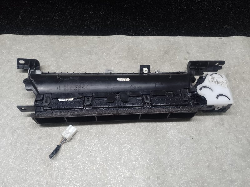 Воздуховод салона левый MODEL Y 19- 2021