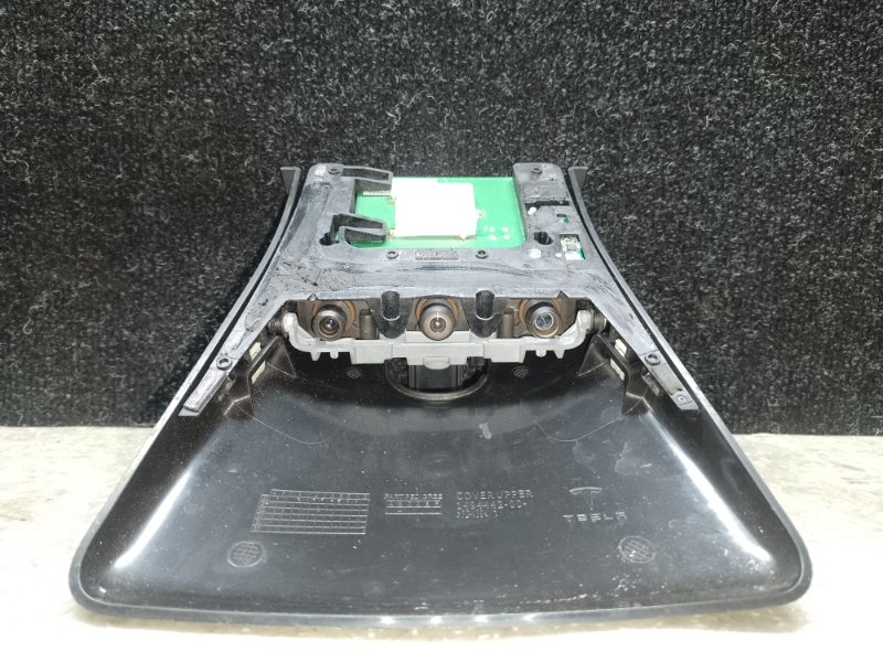 Камера переднего вида TESLA MODEL Y 19-