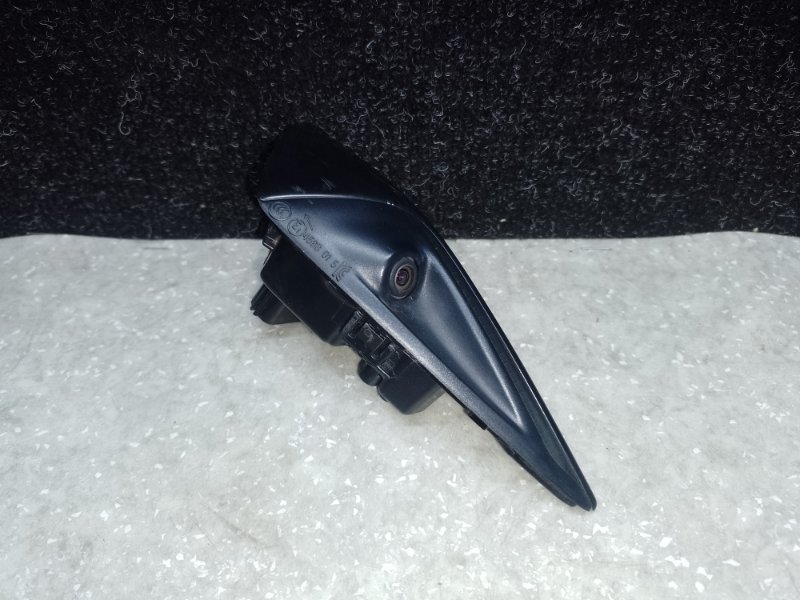 Камера переднего вида левая TESLA MODEL Y 19- 2021 1125106-50-G Б/У