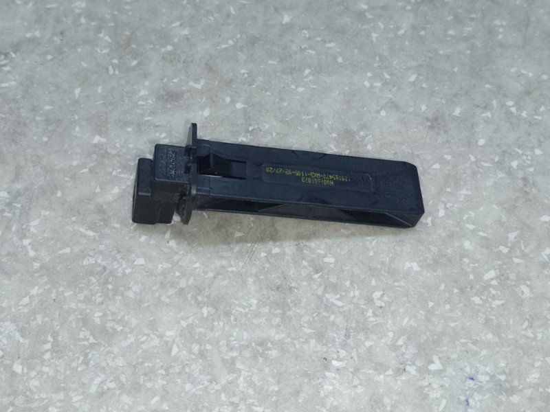 Запчасть датчик температуры воздуха в салоне TESLA MODEL Y 19- 2021 1500650-00-A Б/У Датчик температуры воздуха в салоне TESLA MODEL Y 19- 2021 1500650-00-A Б/У