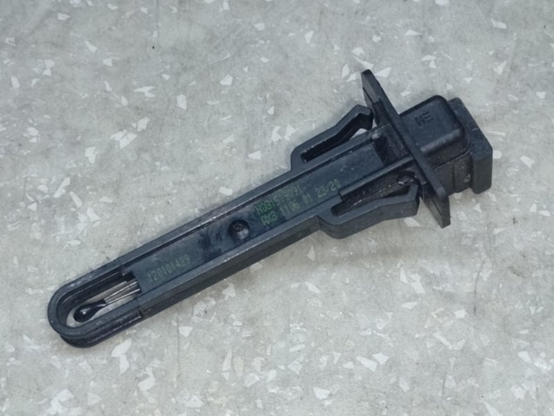 Датчик температуры воздуха в салоне TESLA MODEL Y 19- Датчик температуры воздуха в салоне TESLA MODEL Y 19-