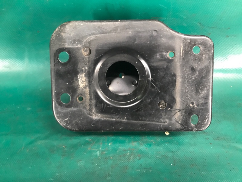 Кронштейн усилителя заднего бампера левый INFINITI FX S50 03-08 VK45DE