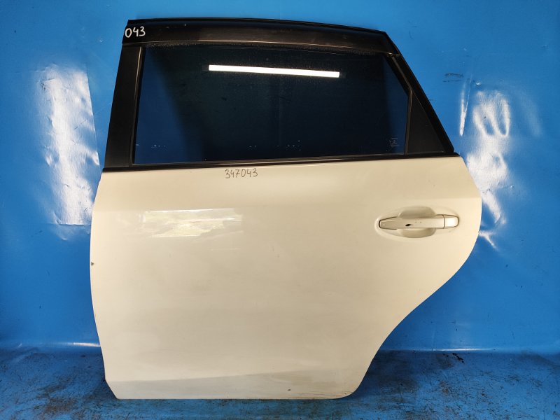Дверь задняя левая TOYOTA PRIUS PLUS 11-14 67004-47180 Б/У