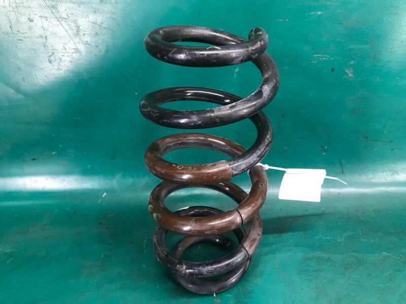 Пружина задней подвески NX 14-21 2021 8ARFTS 2.0TURBO