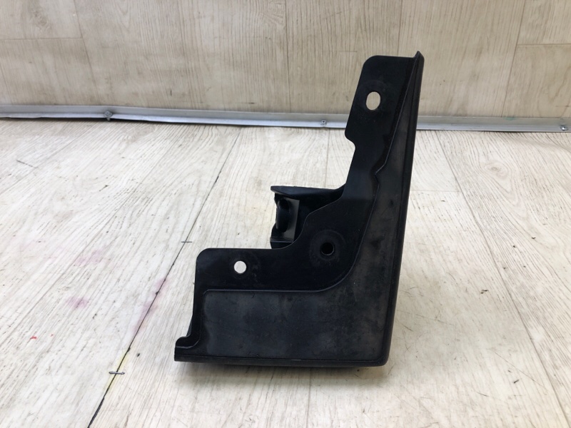 Брызговик передний левый FORESTER 12-19