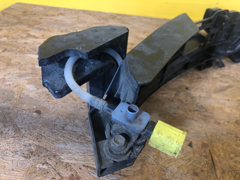 Наполнитель бампера передний LS500 18- Наполнитель бампера передний LS500 18-