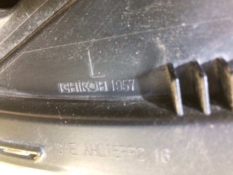 Фара левая LEAF 18-