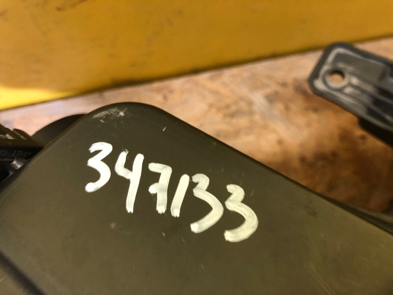 Фара правая LEAF 18-