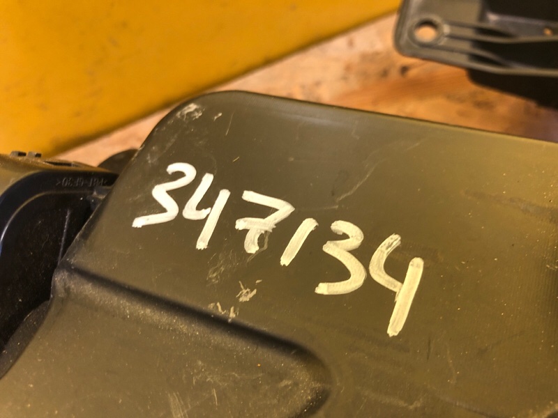 Фара правая LEAF 18-