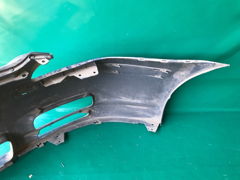 Бампер передний AVENSIS 03-08