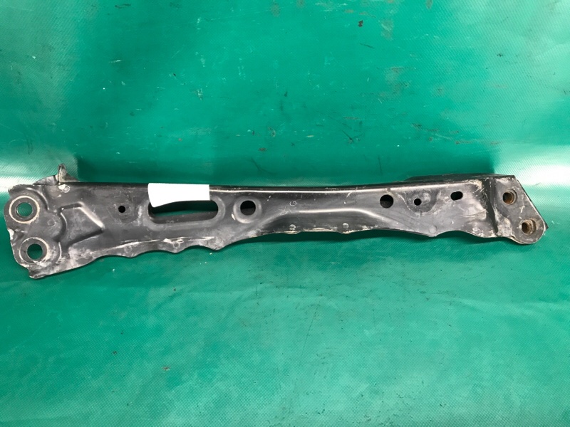 Запчасть крепление балки подвески переднее левое LEXUS NX 14-21 2021 8ARFTS 2.0TURBO 51108-42020 Б/У Крепление балки подвески переднее левое LEXUS NX 14-21 2021 8ARFTS 2.0TURBO 51108-42020 Б/У