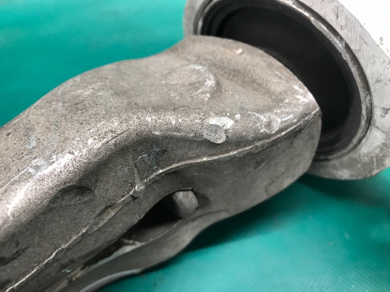 Рычаг передней подвески нижний правый MDX (YD2) 06-13 2008 3.7 J37A1