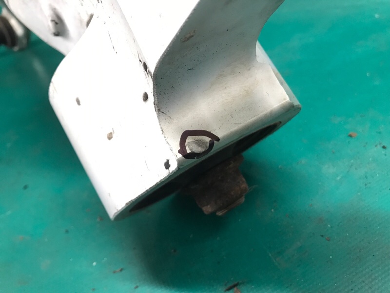 Рычаг передней подвески нижний левый MDX (YD2) 06-13 2008 3.7 J37A1