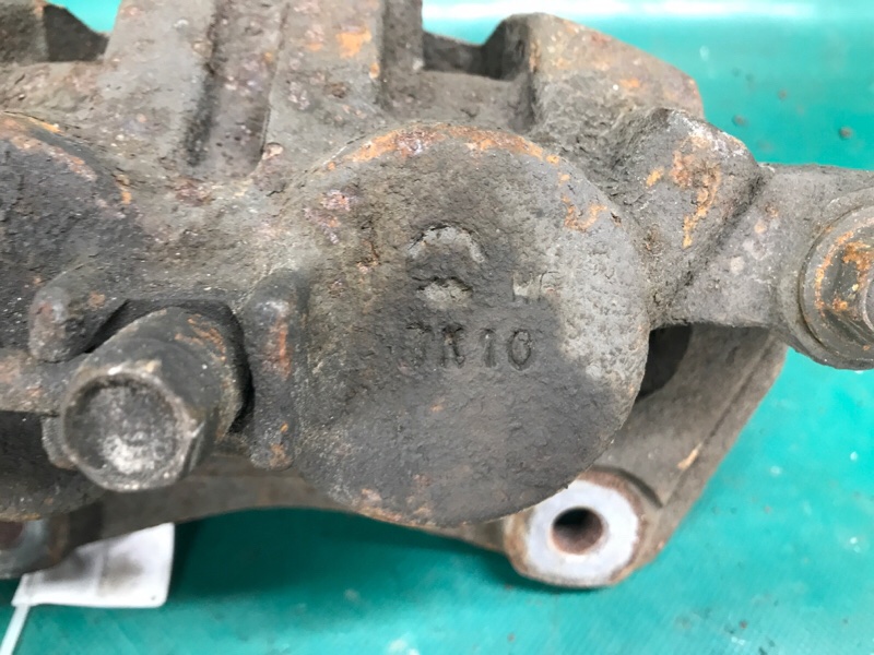 Суппорт тормозной передний левый MDX (YD2) 06-13 2008 3.7 J37A1