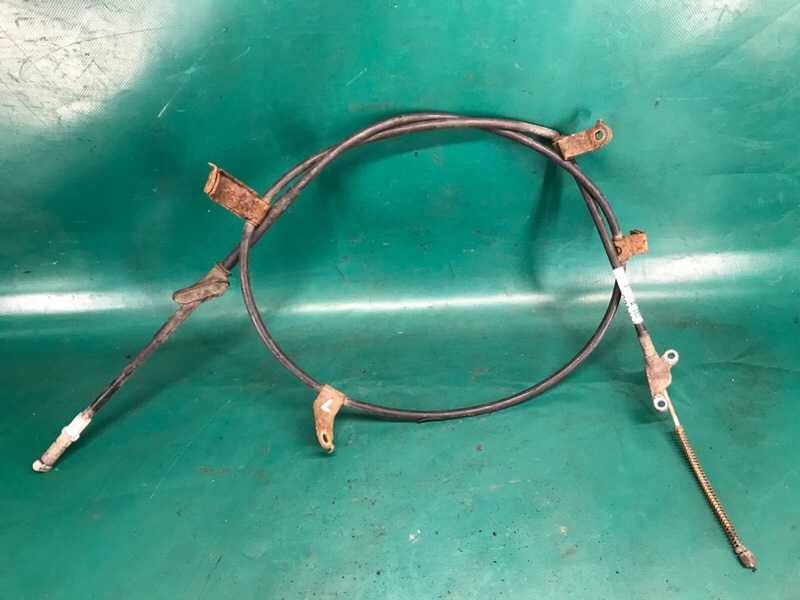 Трос стояночного тормоза правый ACURA MDX (YD2) 06-13 2008 3.7 J37A1 47520-STX-A02 Б/У