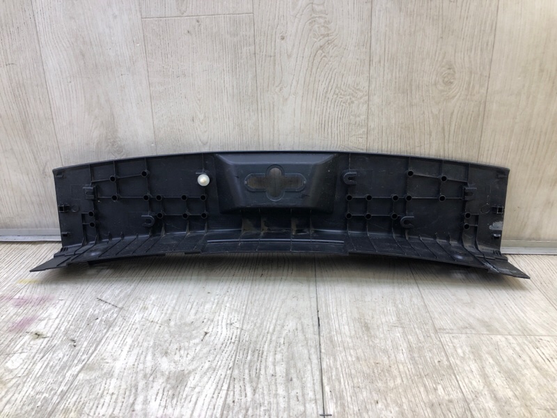 Накладка панели багажника внутренняя NISSAN ROGUE 08-15 2.5 QR25DE
