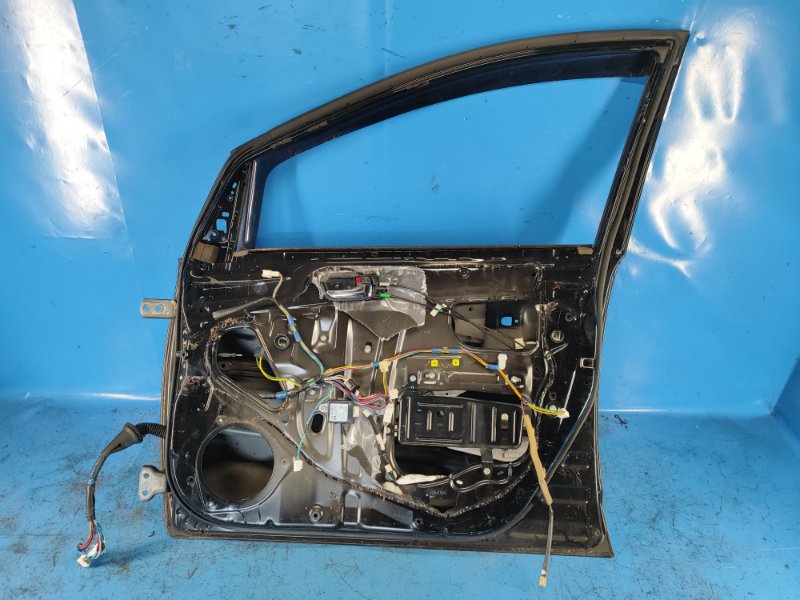 Дверь передняя правая PRIUS - 20 03-11 2006 1NZ-FXE 1.5L Дверь передняя правая PRIUS - 20 03-11 2006 1NZ-FXE 1.5L