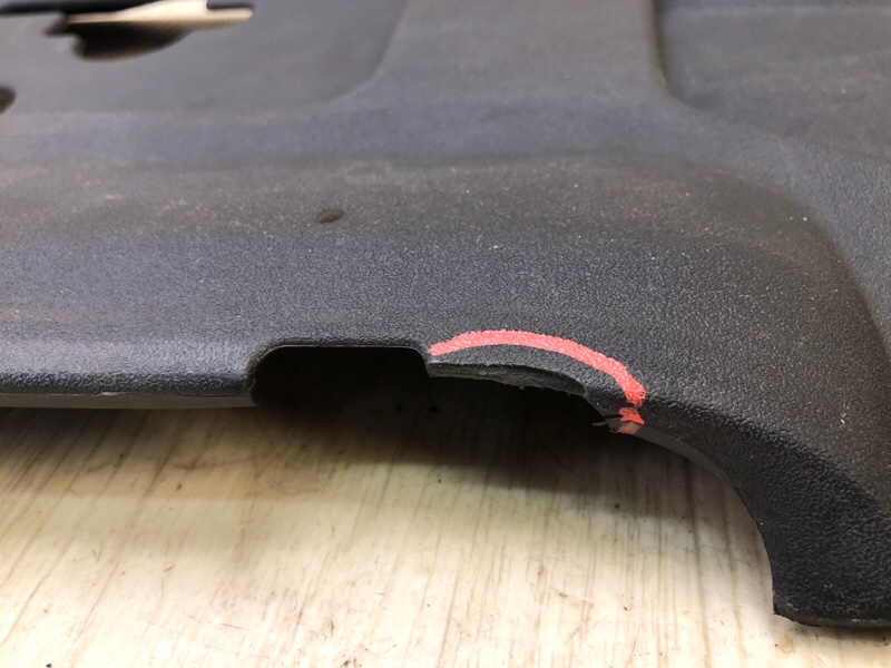 Накладка замка капота LEAF 10-17