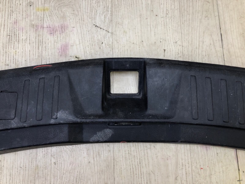 Накладка панели багажника внутренняя MDX (YD2) 06-13 2008 3.7 J37A1