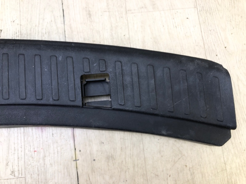 Накладка панели багажника внутренняя MDX (YD2) 06-13 2008 3.7 J37A1