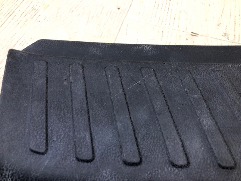 Накладка панели багажника внутренняя MDX (YD2) 06-13 2008 3.7 J37A1