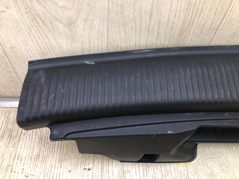 Накладка панели багажника внутренняя AUDI Q5 08-16 CPMB 2.0 TFSI