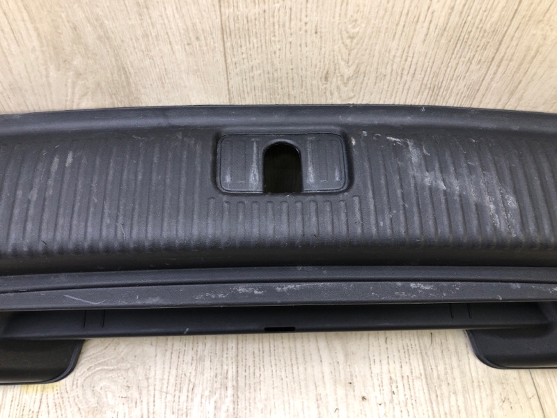Накладка панели багажника внутренняя Q5 08-16 2014 CPMB 2.0 TFSI