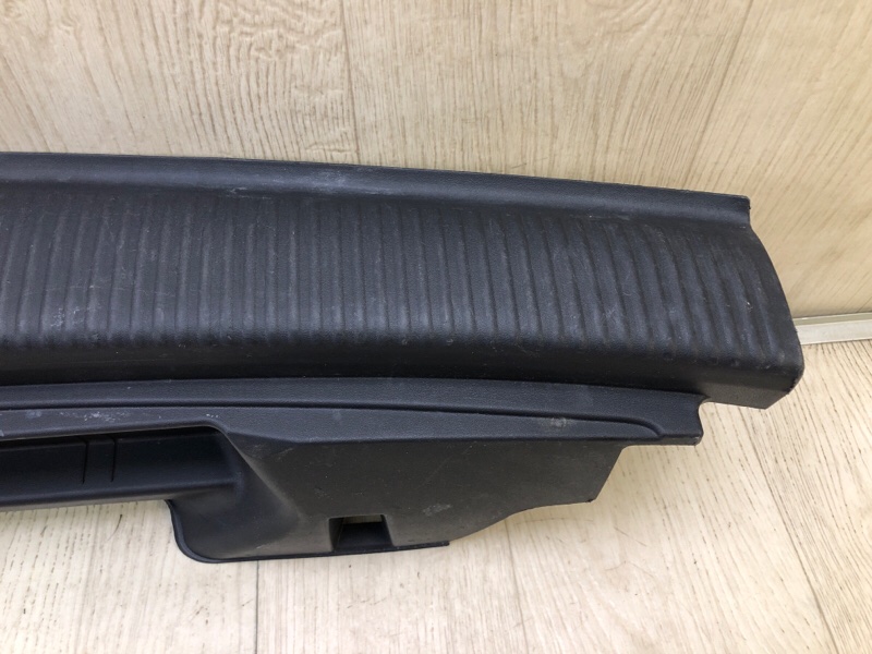 Накладка панели багажника внутренняя Q5 08-16 2014 CPMB 2.0 TFSI