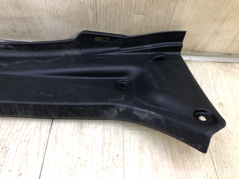 Накладка панели багажника внутренняя CAMRY 70 17- 2019 2.5 A25AFKS