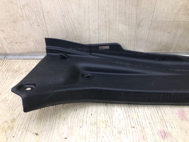 Накладка панели багажника внутренняя CAMRY 70 17- 2019 2.5 A25AFKS