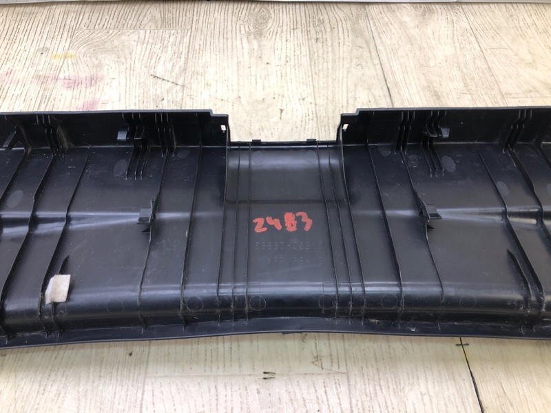 Накладка панели багажника внутренняя CAMRY 70 17- 2019 2.5 A25AFKS