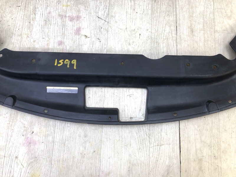 Накладка замка капота SENTRA B17 12-21 2015 B17 1.8 MRA8DE Накладка замка капота SENTRA B17 12-21 2015 B17 1.8 MRA8DE