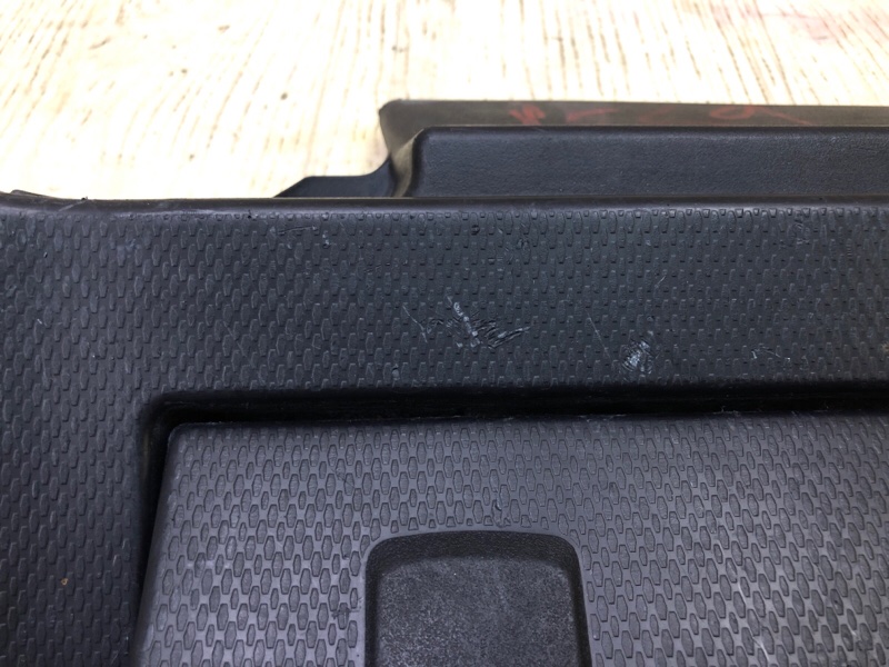 Обшивка багажника OUTLANDER XL 05-13 2007 3.0 6B31