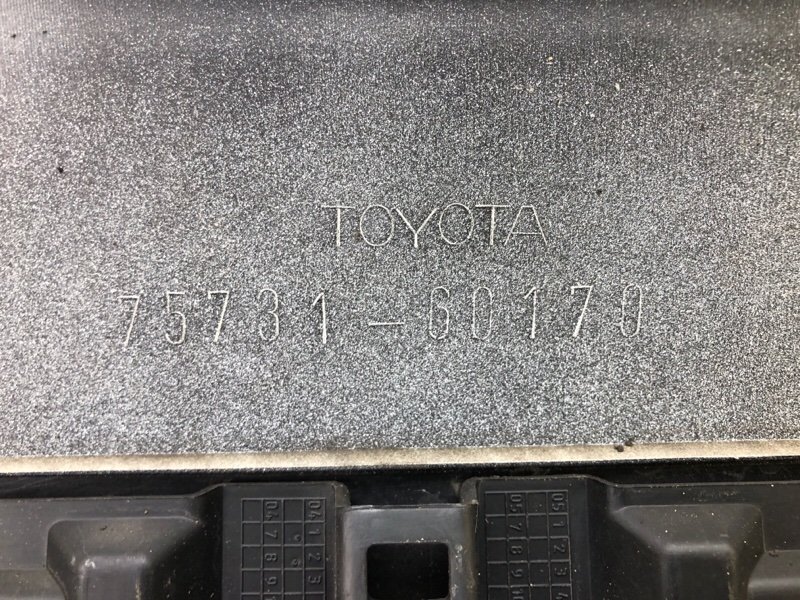 Накладка двери передняя правая GX470 02-09 2004 4.7 2UZFE