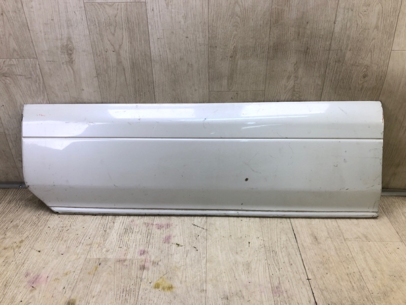 Накладка двери передняя левая LEXUS GX470 02-09 2004 4.7 2UZFE 75732-60170 Б/У