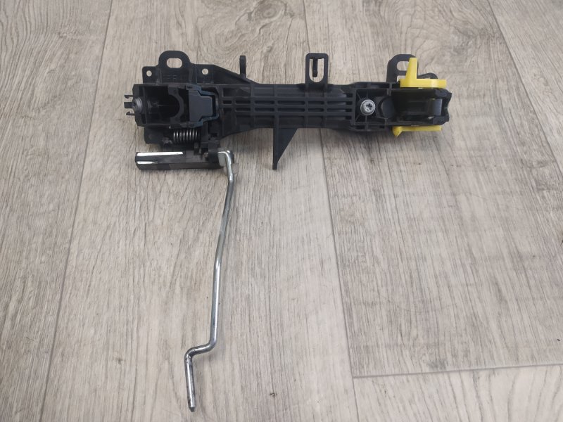 Ручка двери наружная передняя правая PRIUS - 30 09-17 Ручка двери наружная передняя правая PRIUS - 30 09-17